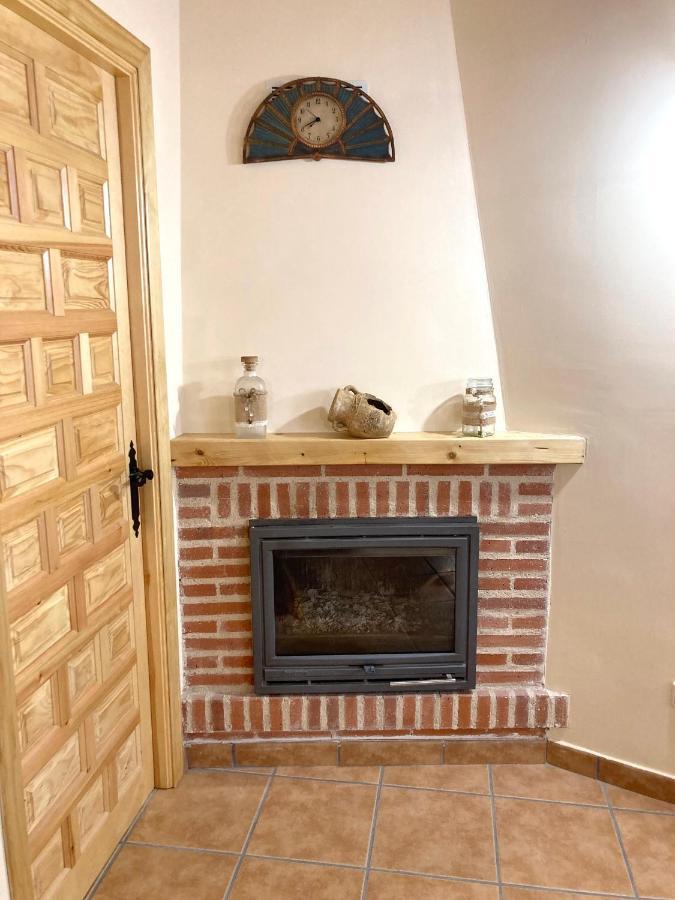 La Portada De Abajo Villa Gallegos Exteriör bild